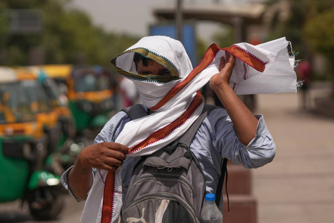 Termometreler 50 dereceyi gösterdi. Tarihin en yüksek sıcaklık rekoru - Resim: 21